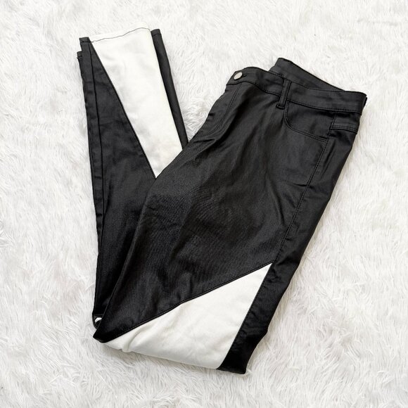 Women Faux Leather Star Wide Leg Pants in Black and White Size Extra Large - Picture 2 of 10